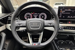 vihreä Audi A4 2021 kuva 18.