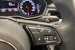 Valkoinen Audi A4 2021 kuva 16.