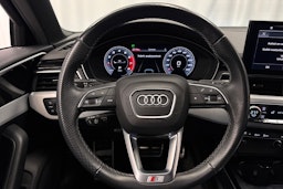 musta Audi A4 2021 kuva 21.