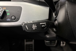 musta Audi A4 2021 kuva 24.