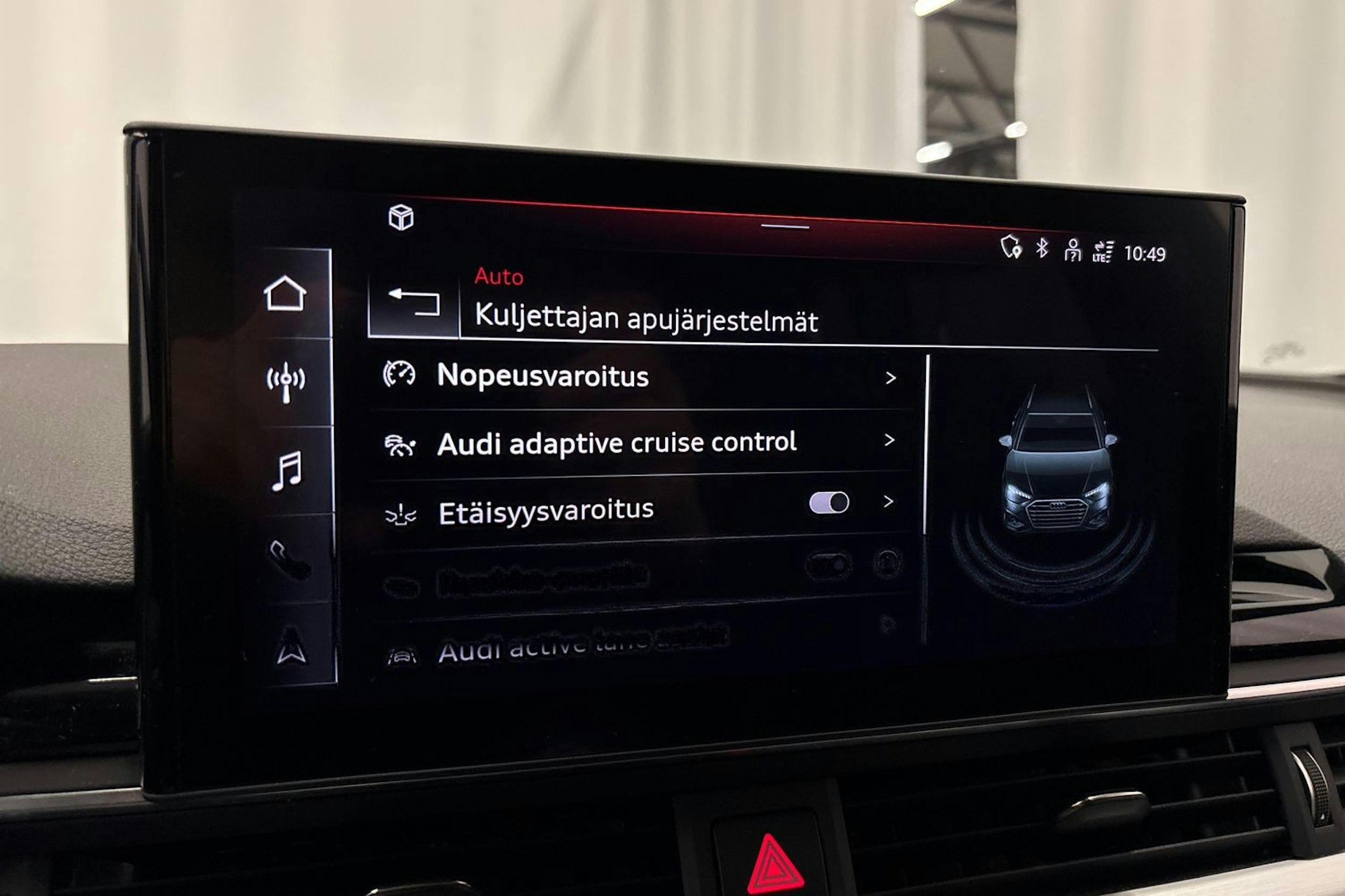 musta Audi A4 2021 kuva 28.