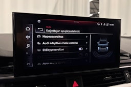 musta Audi A4 2021 kuva 28.