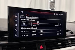musta Audi A4 2021 kuva 30.