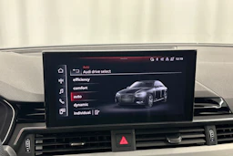 musta Audi A4 2021 kuva 14.