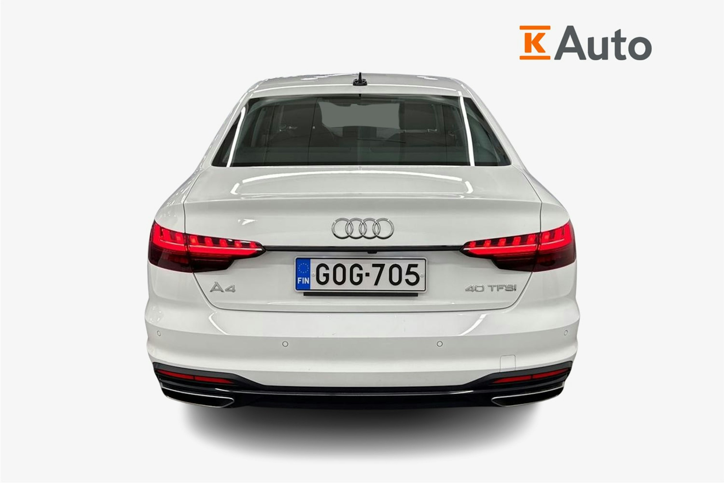 valkoinen Audi A4 2021 kuva 3.