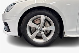 valkoinen Audi A4 2021 kuva 11.