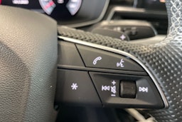 musta Audi A4 2021 kuva 16.