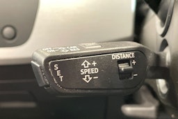 musta Audi A4 2021 kuva 19.