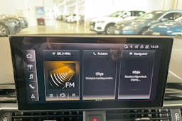 musta Audi A4 2021 kuva 22.