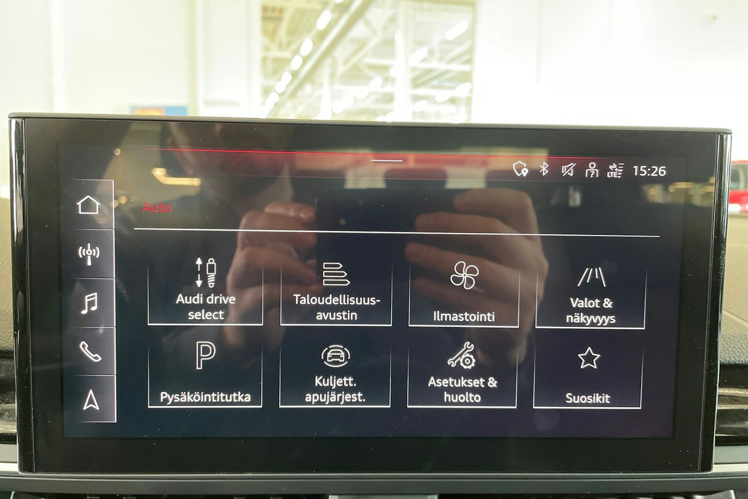 musta Audi A4 2021 kuva 27.