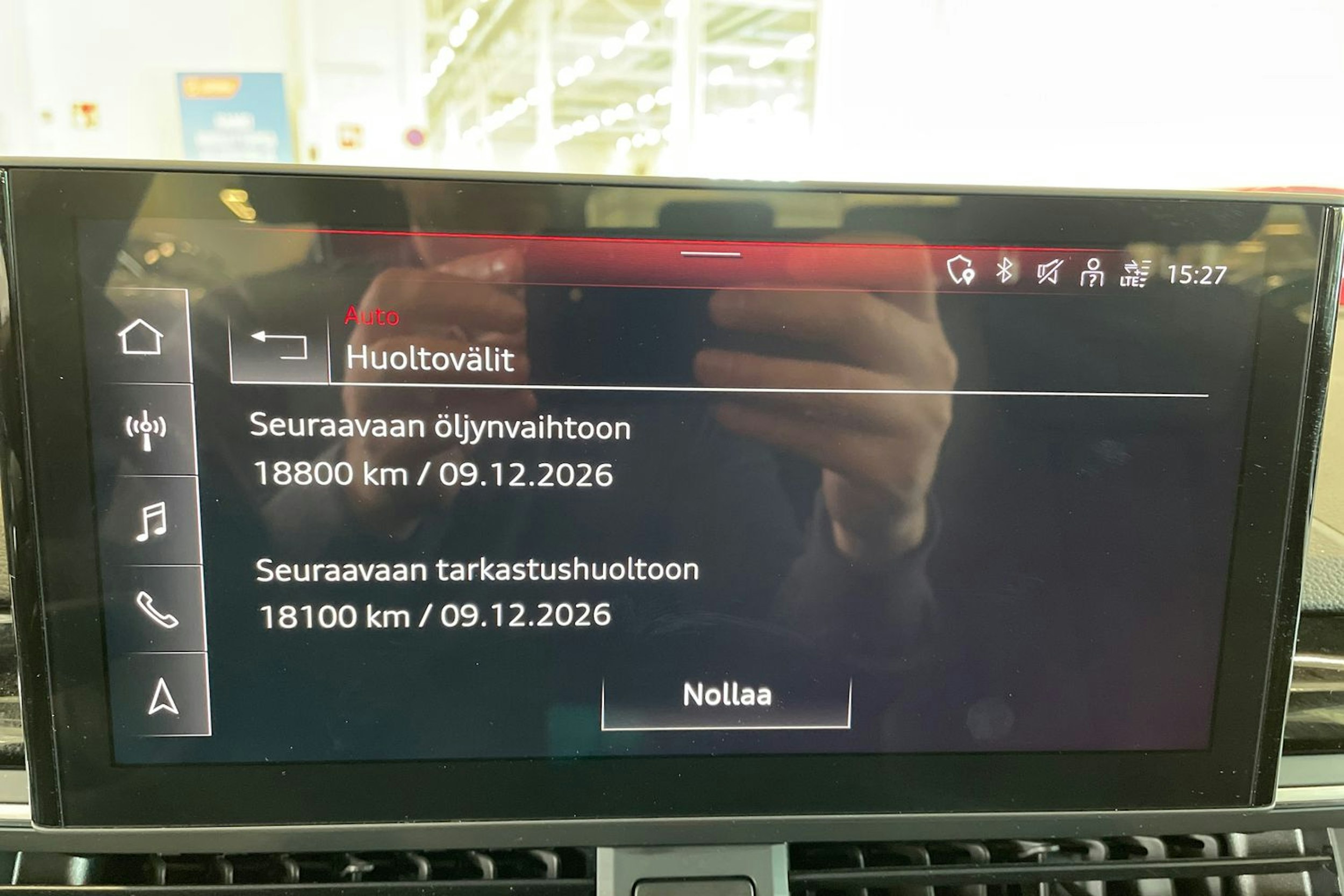 musta Audi A4 2021 kuva 28.