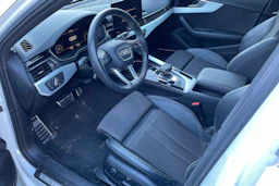 valkoinen Audi A4 2021 kuva 3.