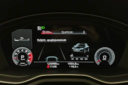 valkoinen Audi A4 2021 kuva 17.