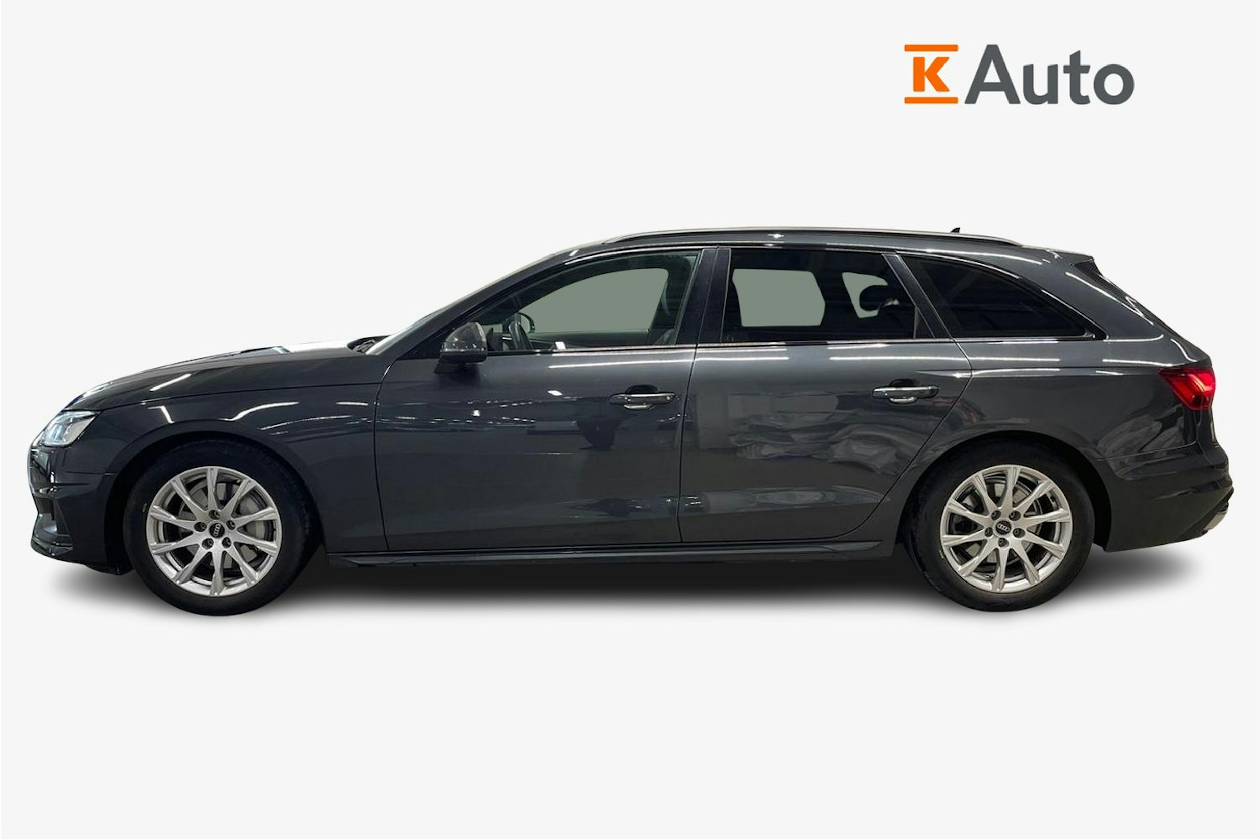 Harmaa Audi A4 2021 kuva 6.