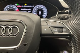 Harmaa Audi A4 2021 kuva 26.