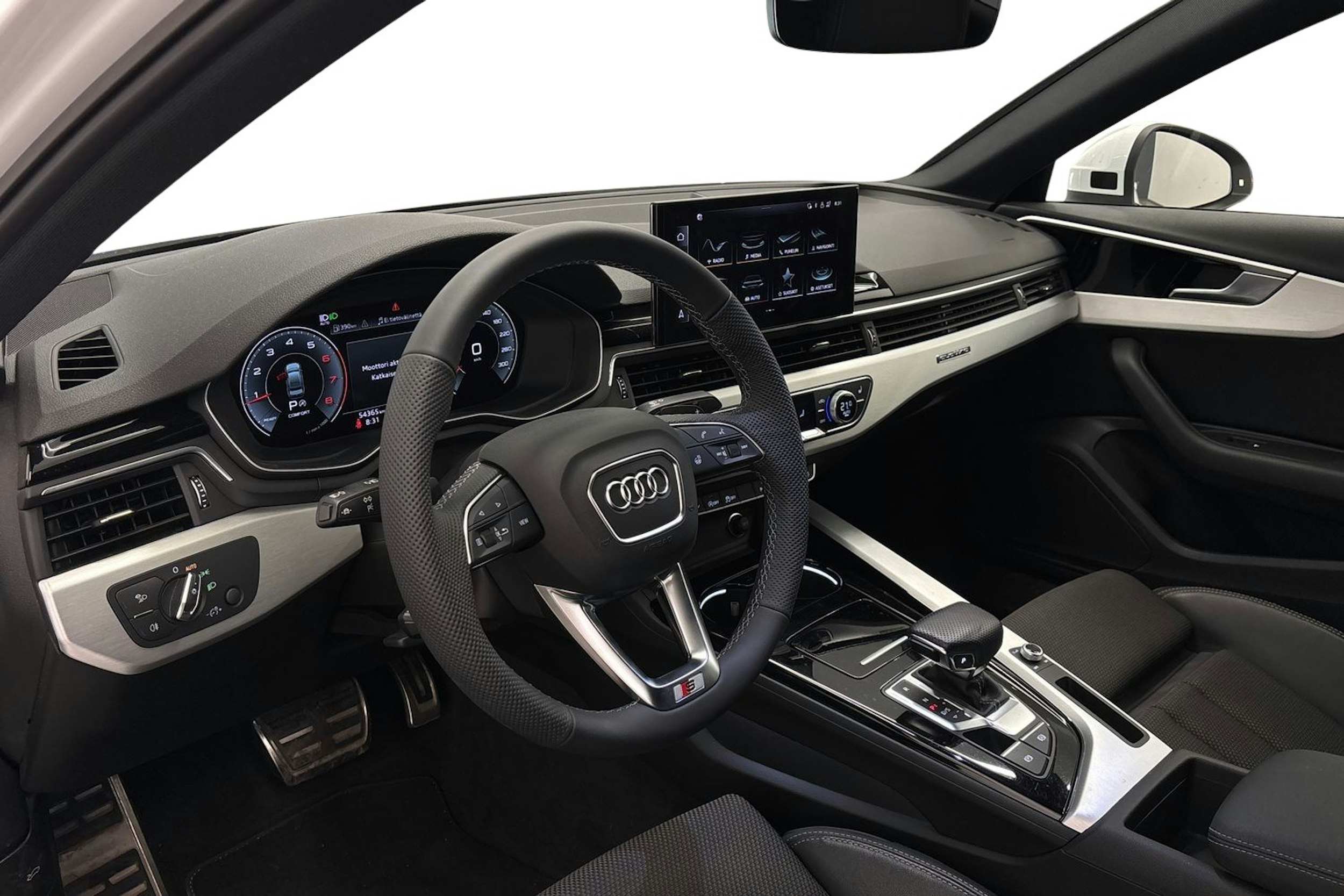 met. valkoinen Audi A4 2021 kuva 3.