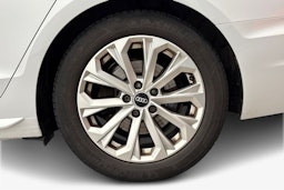 met. valkoinen Audi A4 2021 kuva 11.