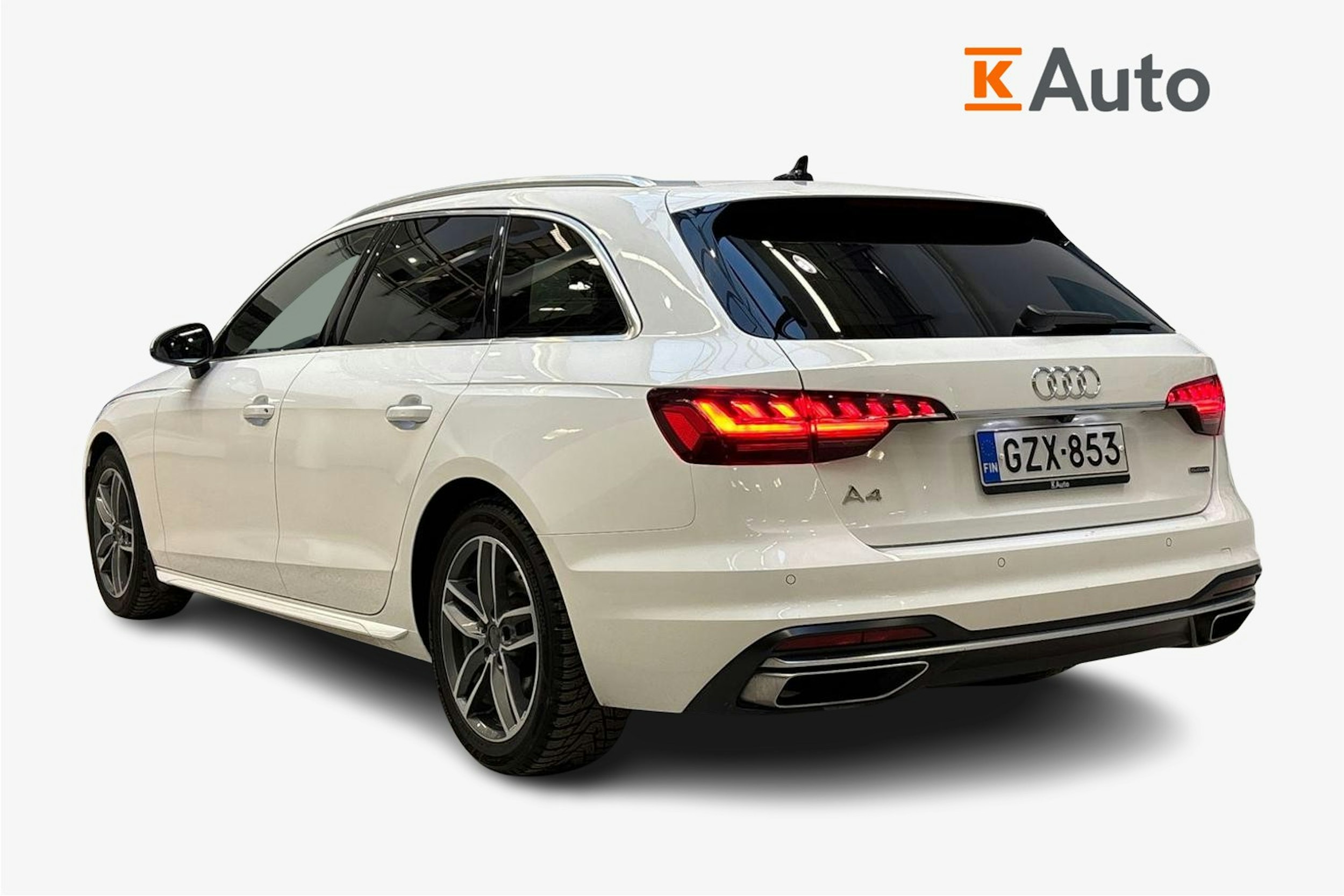 valkoinen Audi A4 2021 kuva 2.