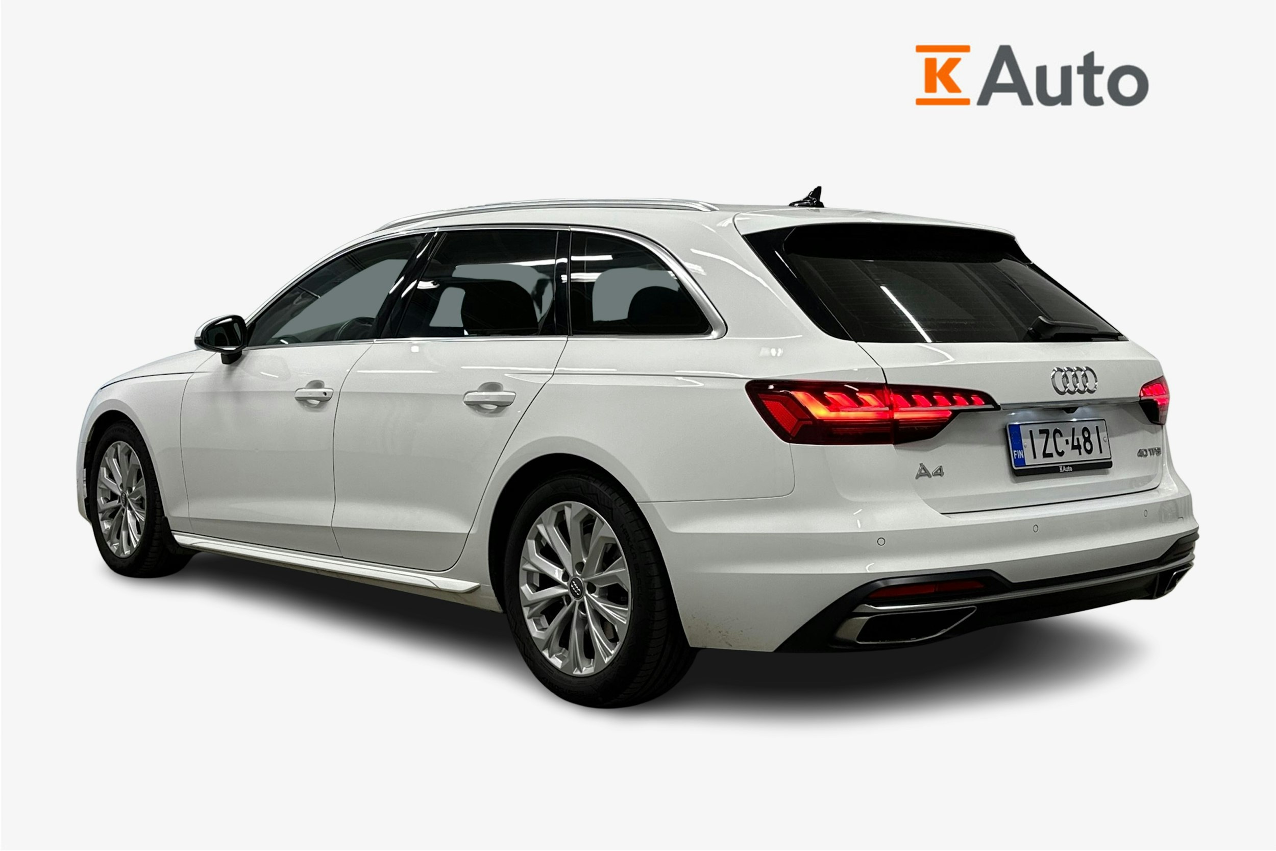 valkoinen Audi A4 2021 kuva 2.