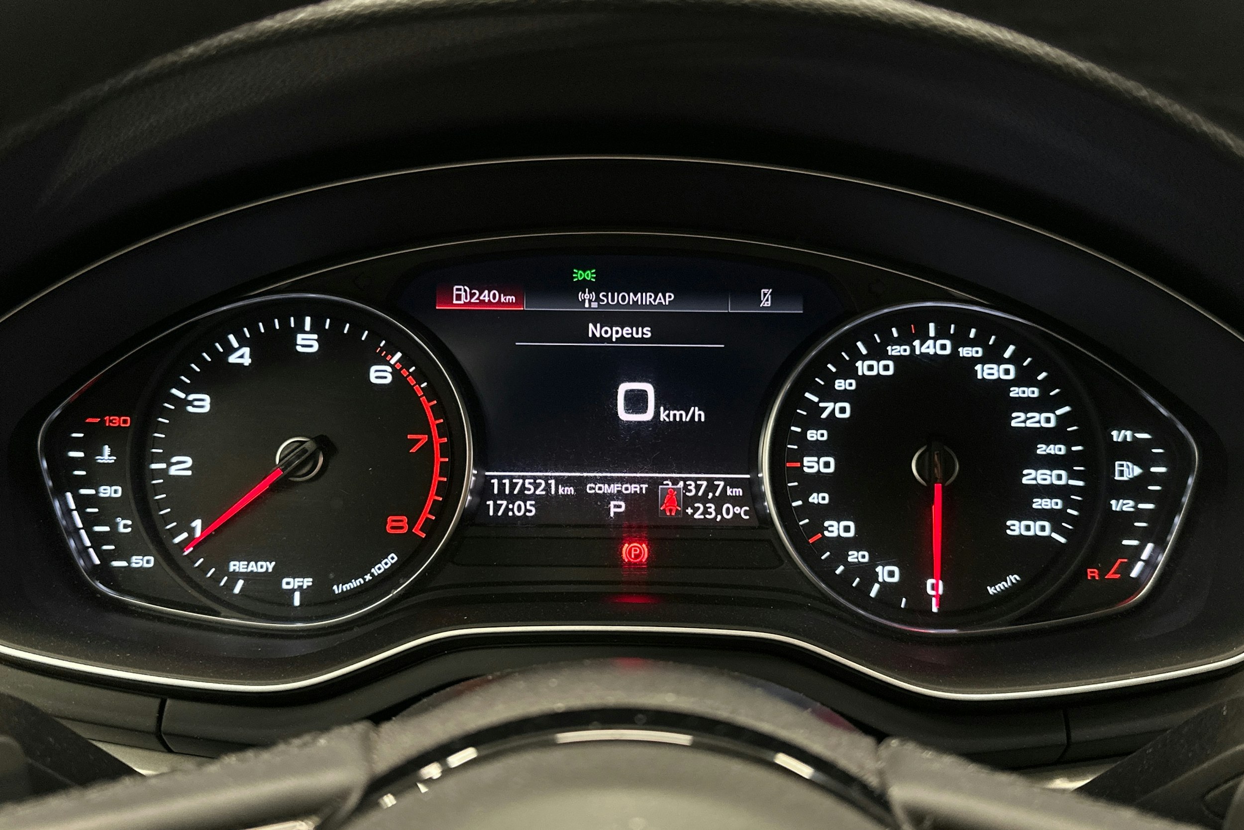 valkoinen Audi A4 2021 kuva 23.