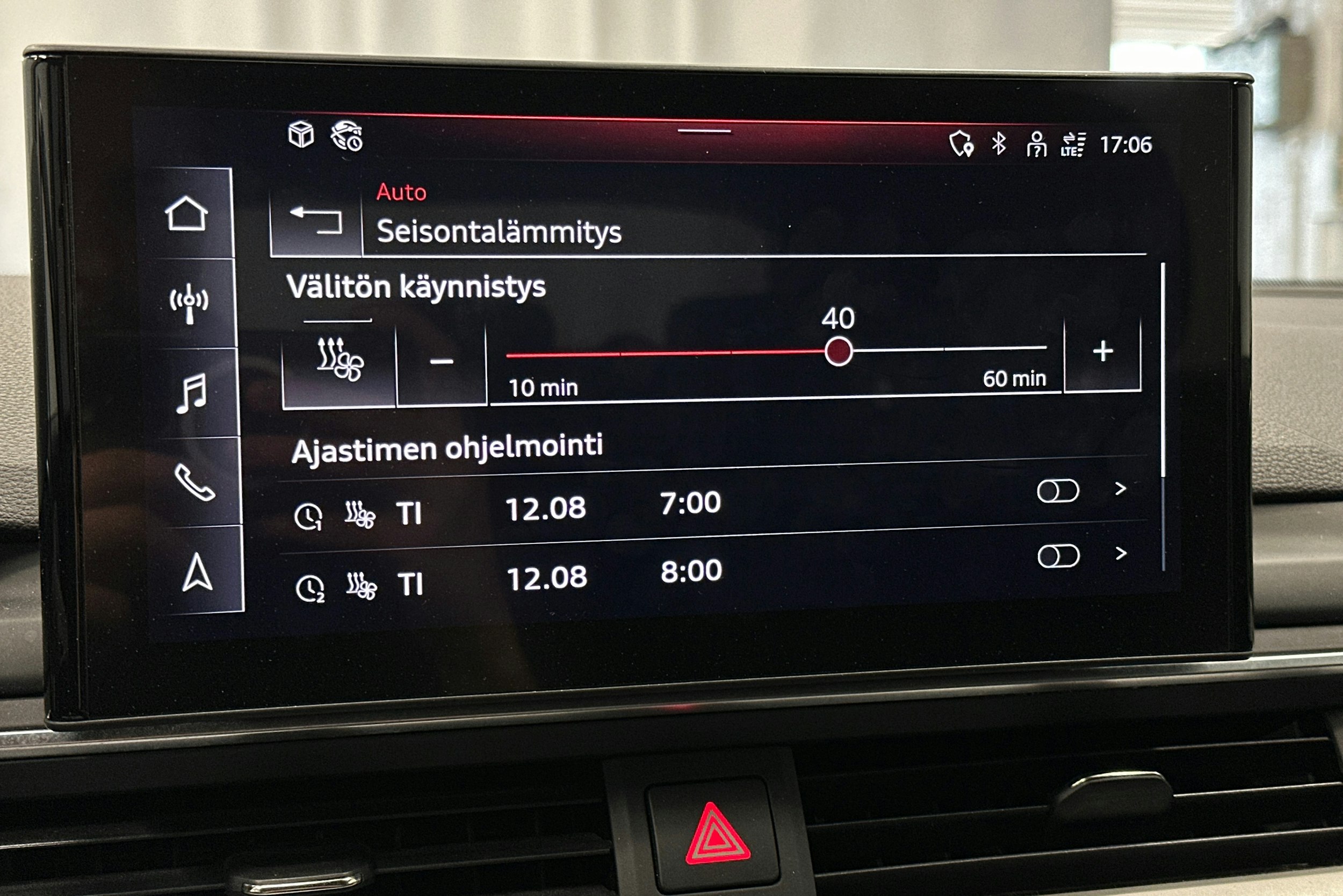 valkoinen Audi A4 2021 kuva 26.