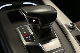 valkoinen Audi A4 2021 kuva 29.