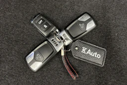 valkoinen Audi A4 2021 kuva 29.