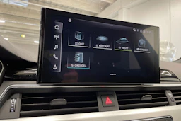 valkoinen Audi A4 2021 kuva 16.