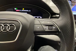 valkoinen Audi A4 2021 kuva 25.