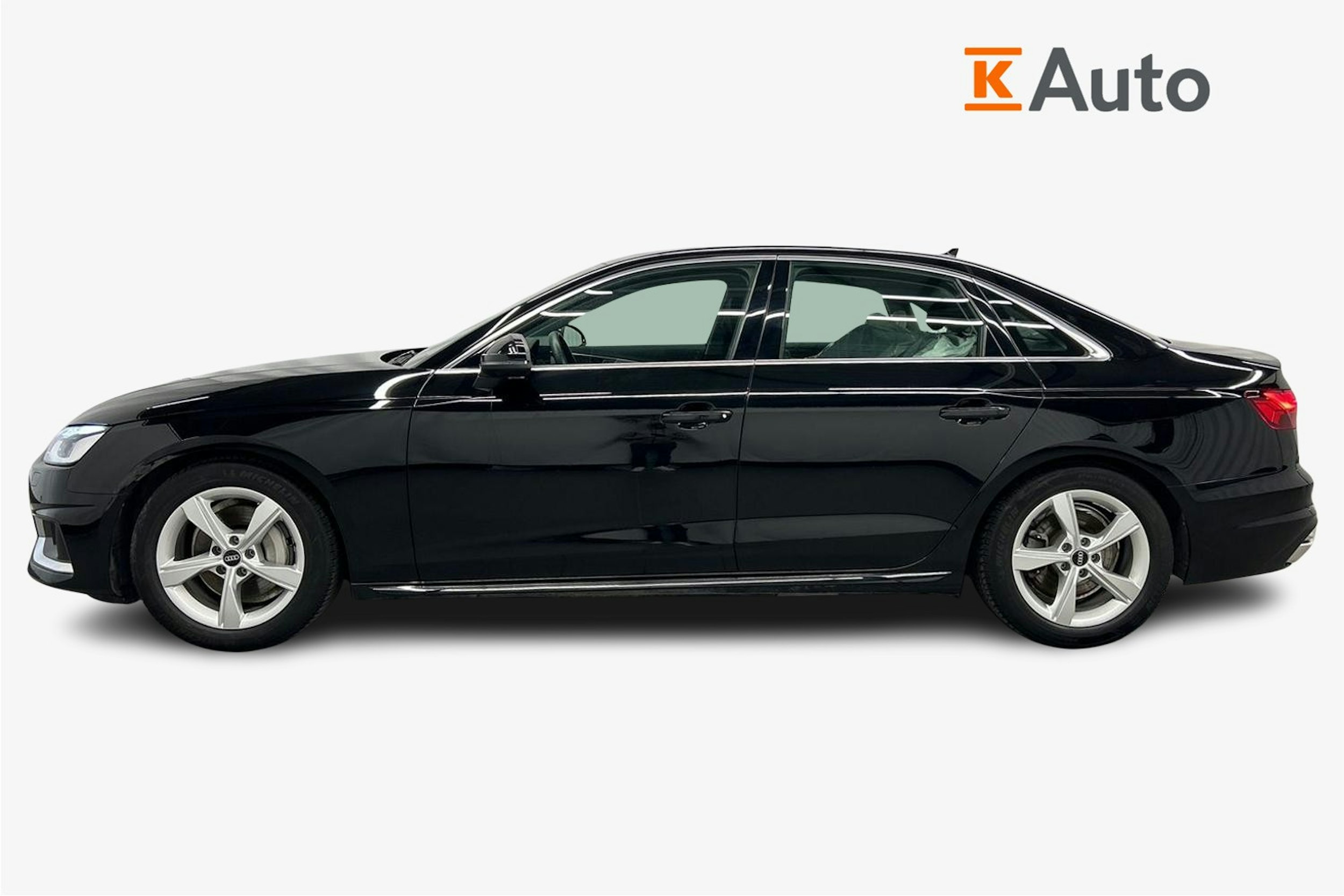 musta Audi A4 2021 kuva 6.