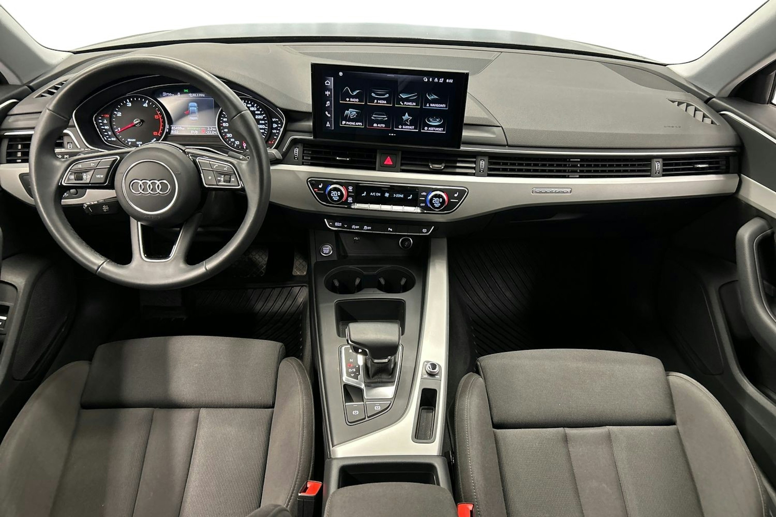 musta Audi A4 2021 kuva 9.