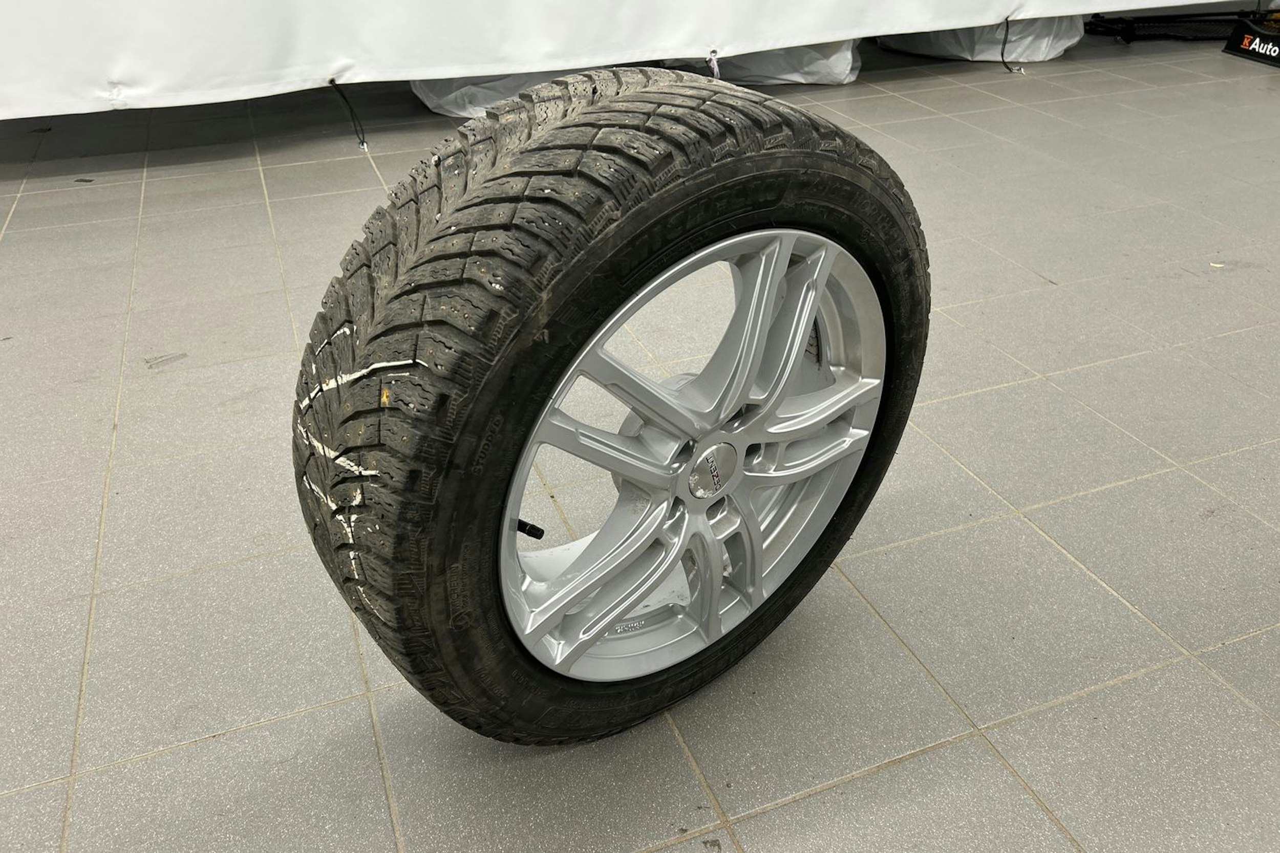 musta Audi A4 2021 kuva 15.