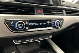 musta Audi A4 2021 kuva 25.