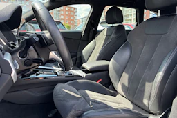 valkoinen Audi A4 2021 kuva 4.