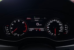 Valkoinen Audi A4 2021 kuva 19.