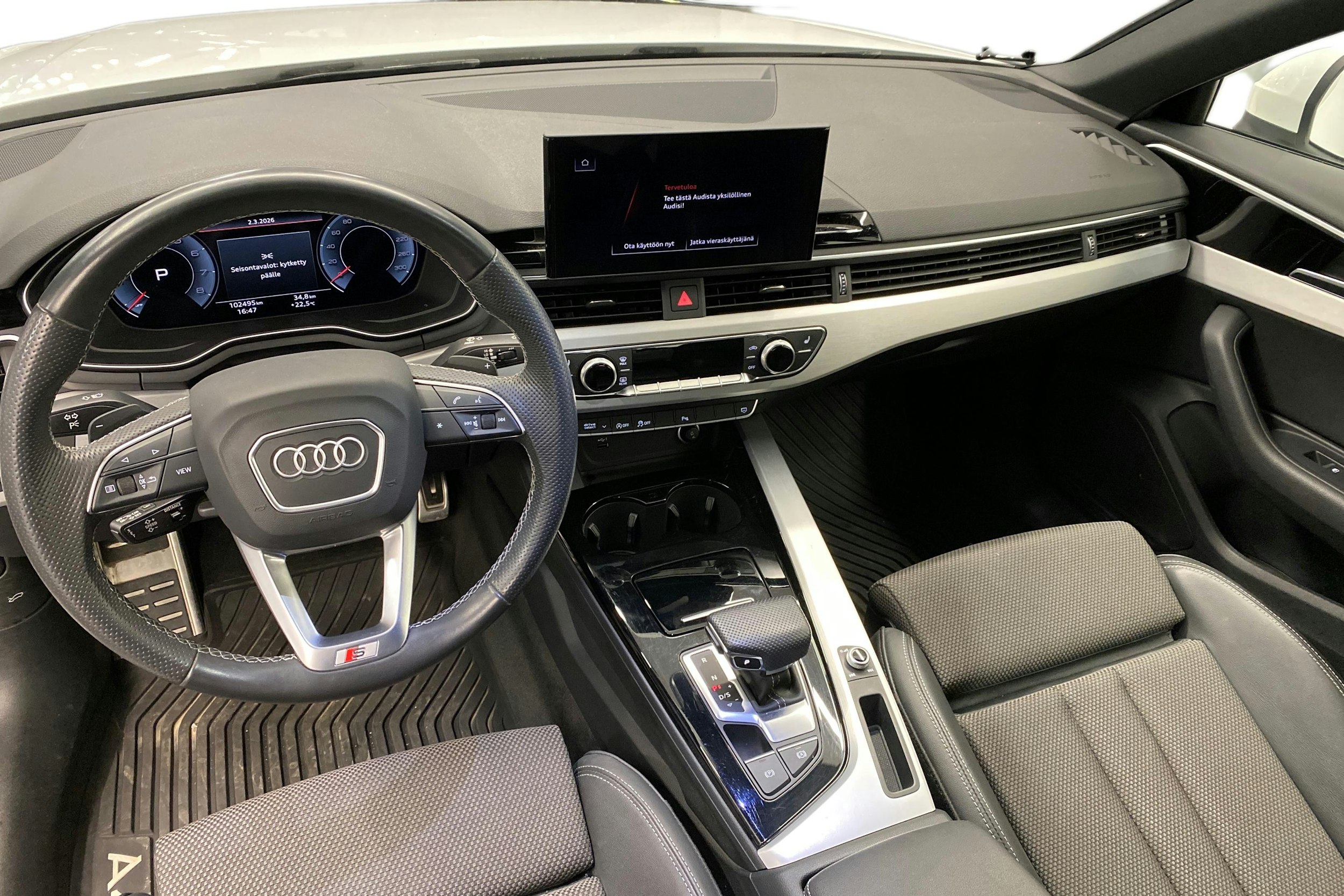 valkoinen Audi A4 2021 kuva 9.