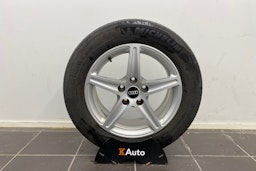 valkoinen Audi A4 2021 kuva 26.