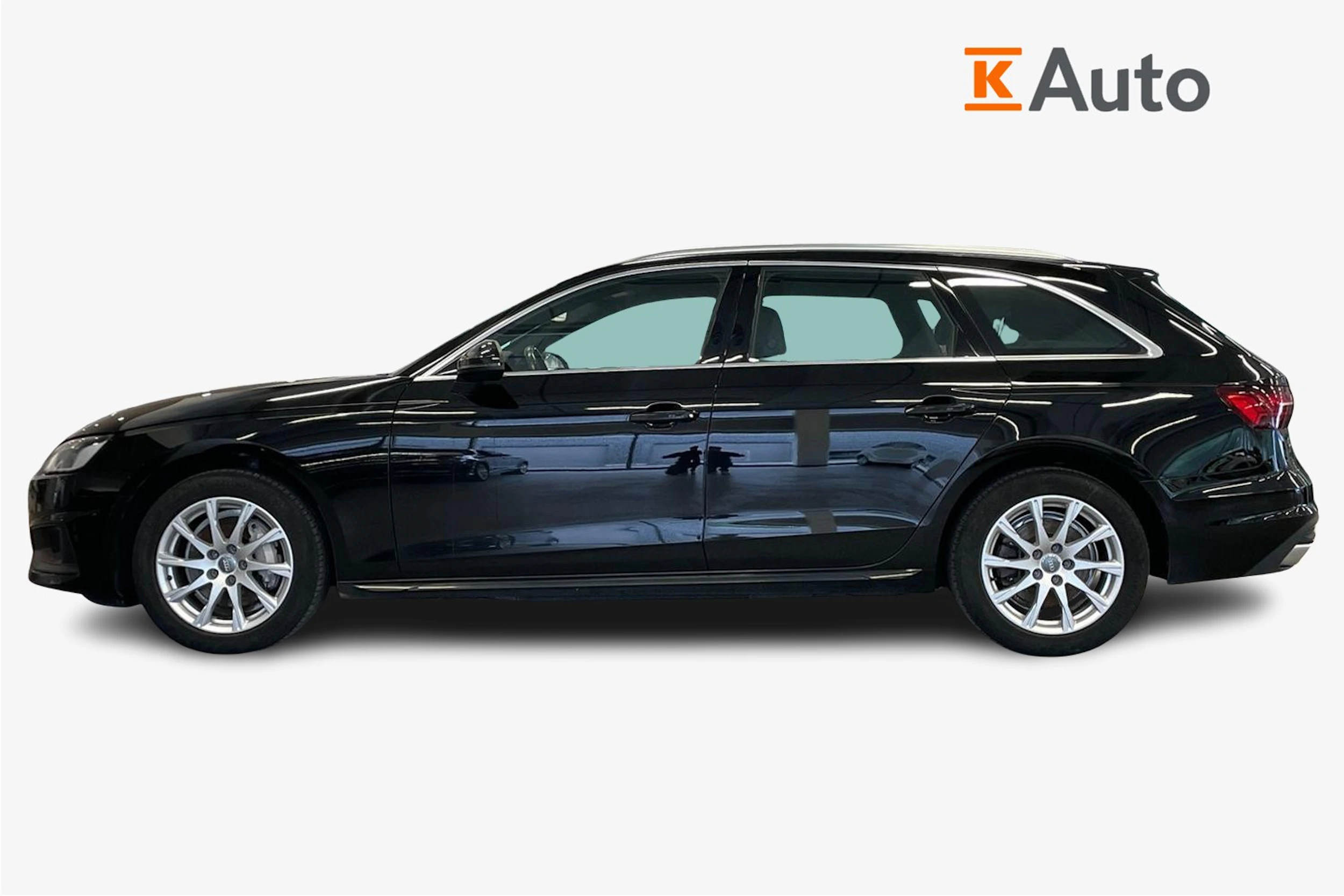 Musta Audi A4 2021 kuva 5.