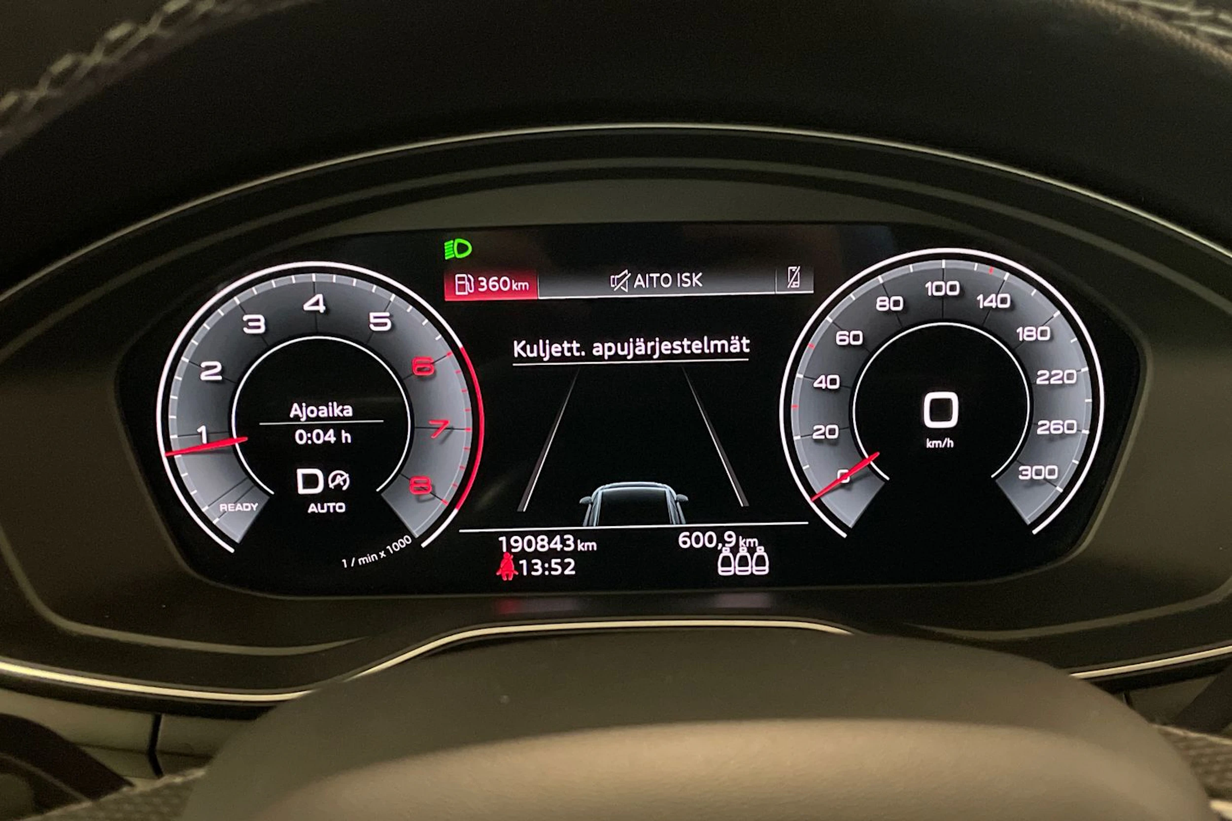 Musta Audi A4 2021 kuva 17.