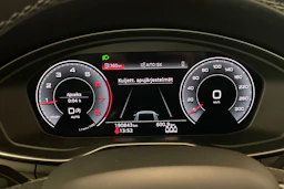Musta Audi A4 2021 kuva 17.