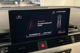 Musta Audi A4 2021 kuva 18.