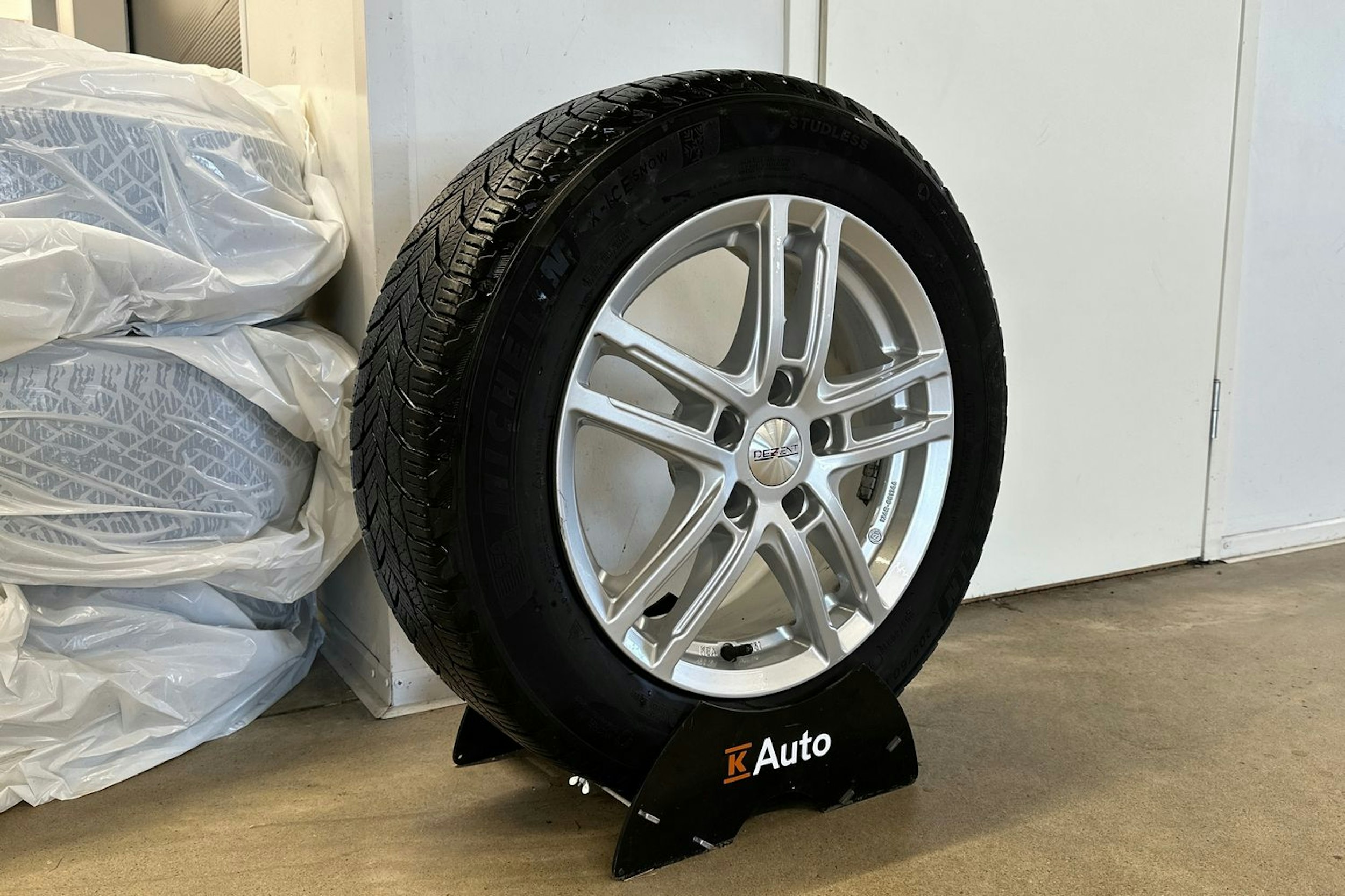 musta Audi A4 2021 kuva 18.