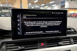 musta Audi A4 2021 kuva 20.
