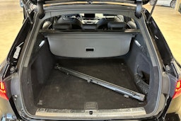 musta Audi A4 2021 kuva 31.