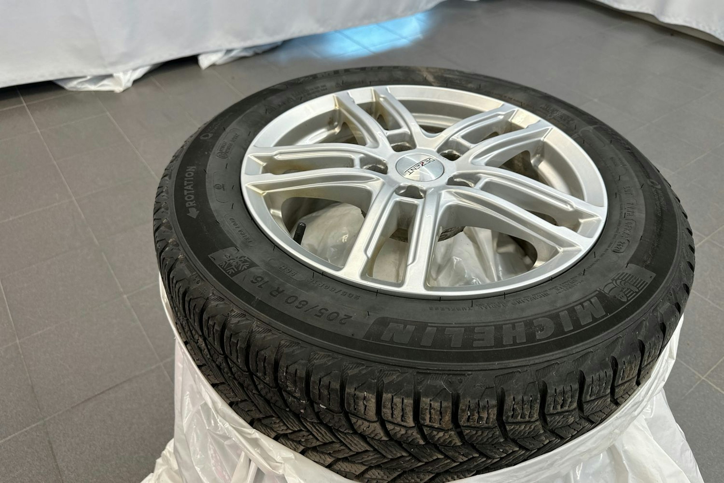 musta Audi A4 2021 kuva 14.
