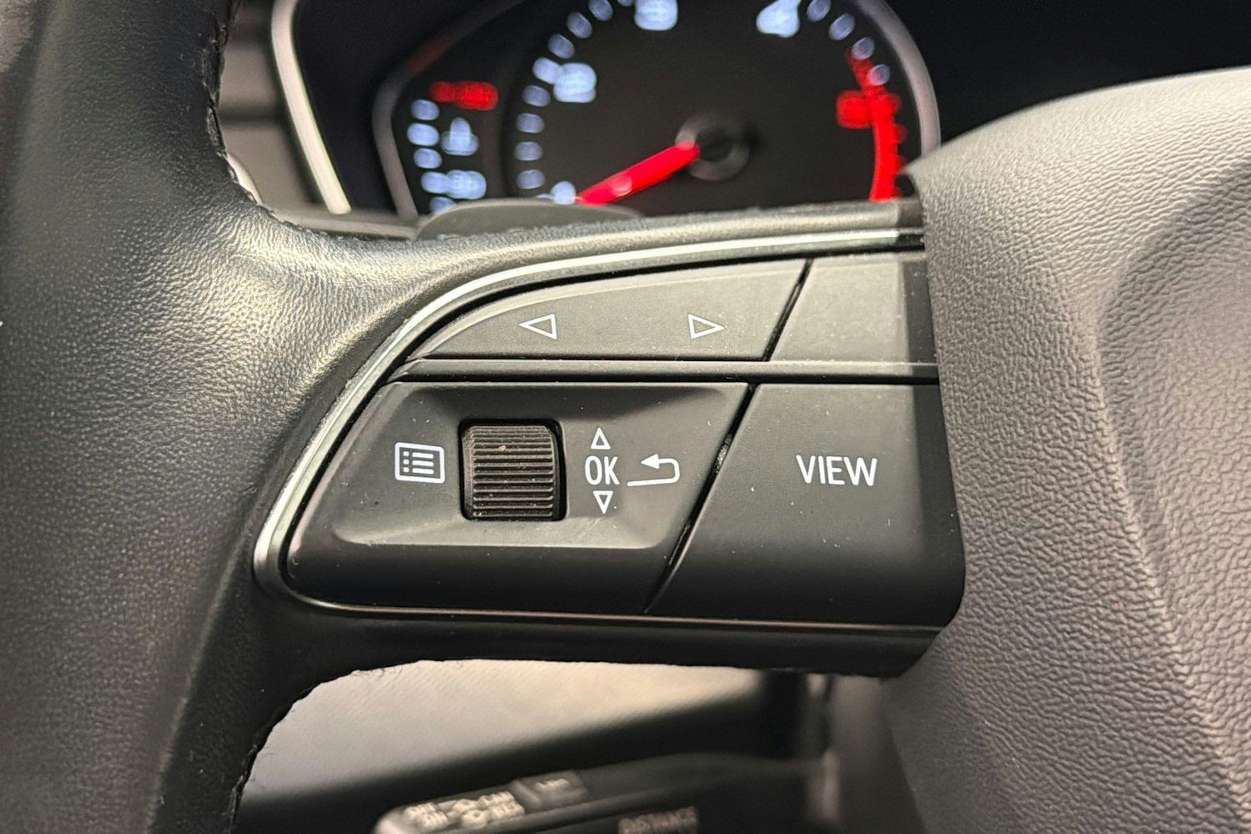 ruskea (beige) Audi A4 2021 kuva 15.