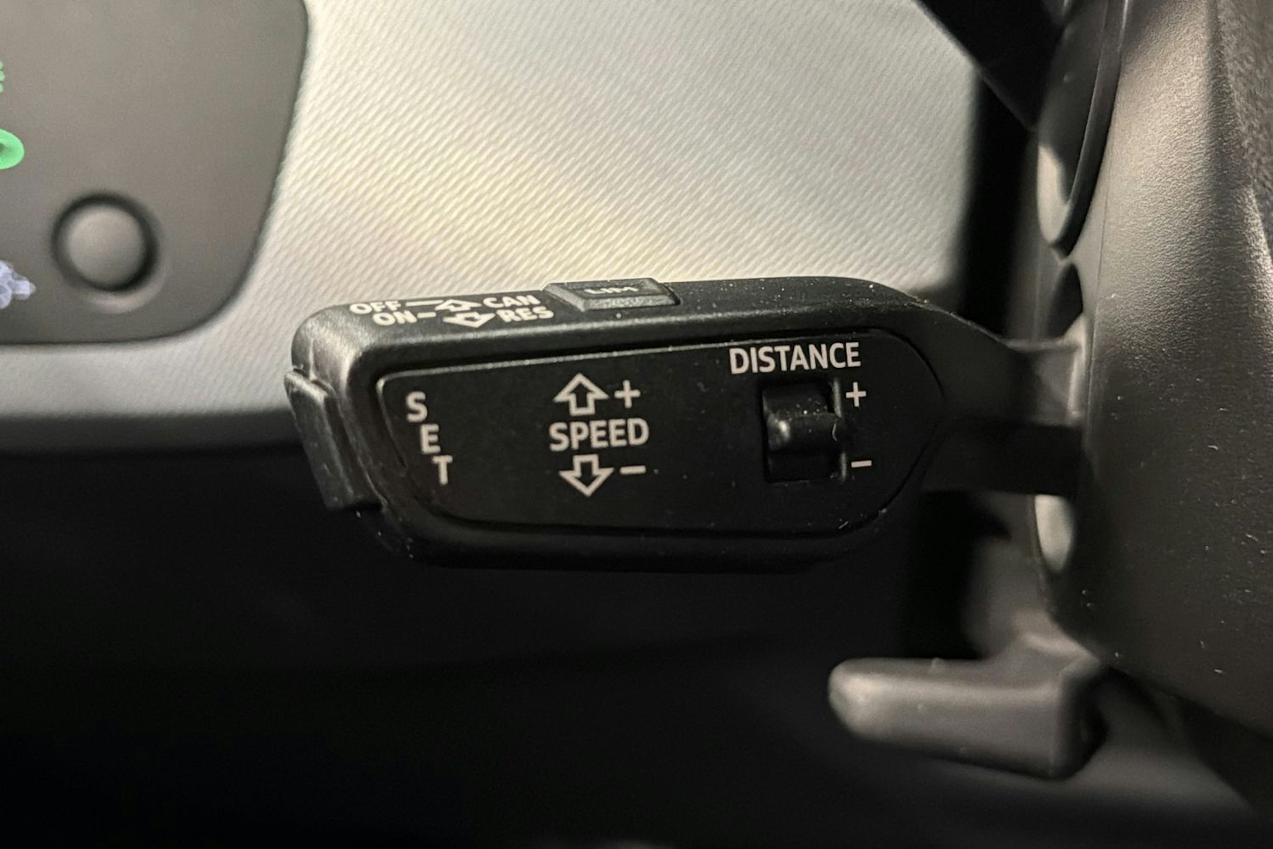 ruskea (beige) Audi A4 2021 kuva 16.