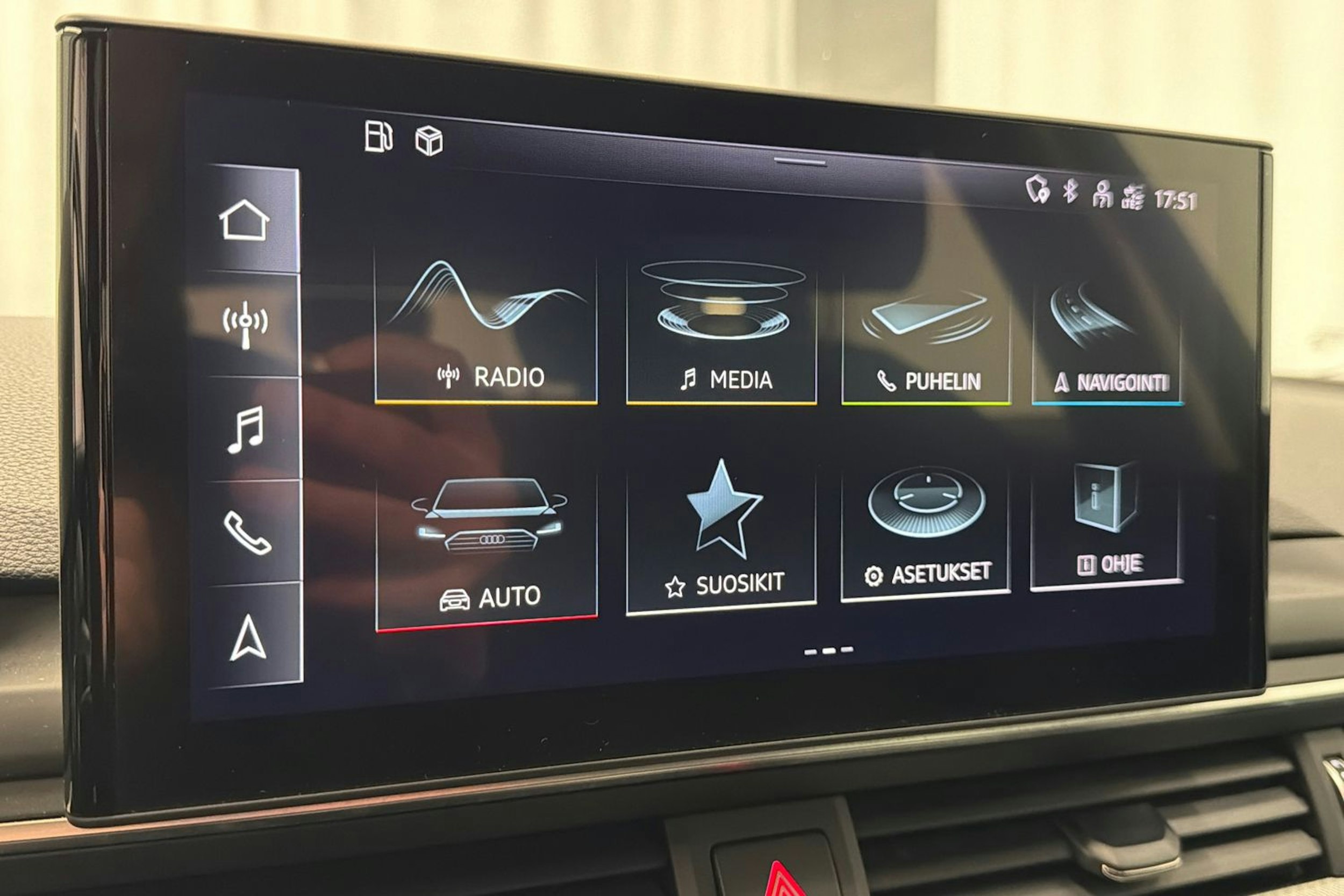 ruskea (beige) Audi A4 2021 kuva 17.