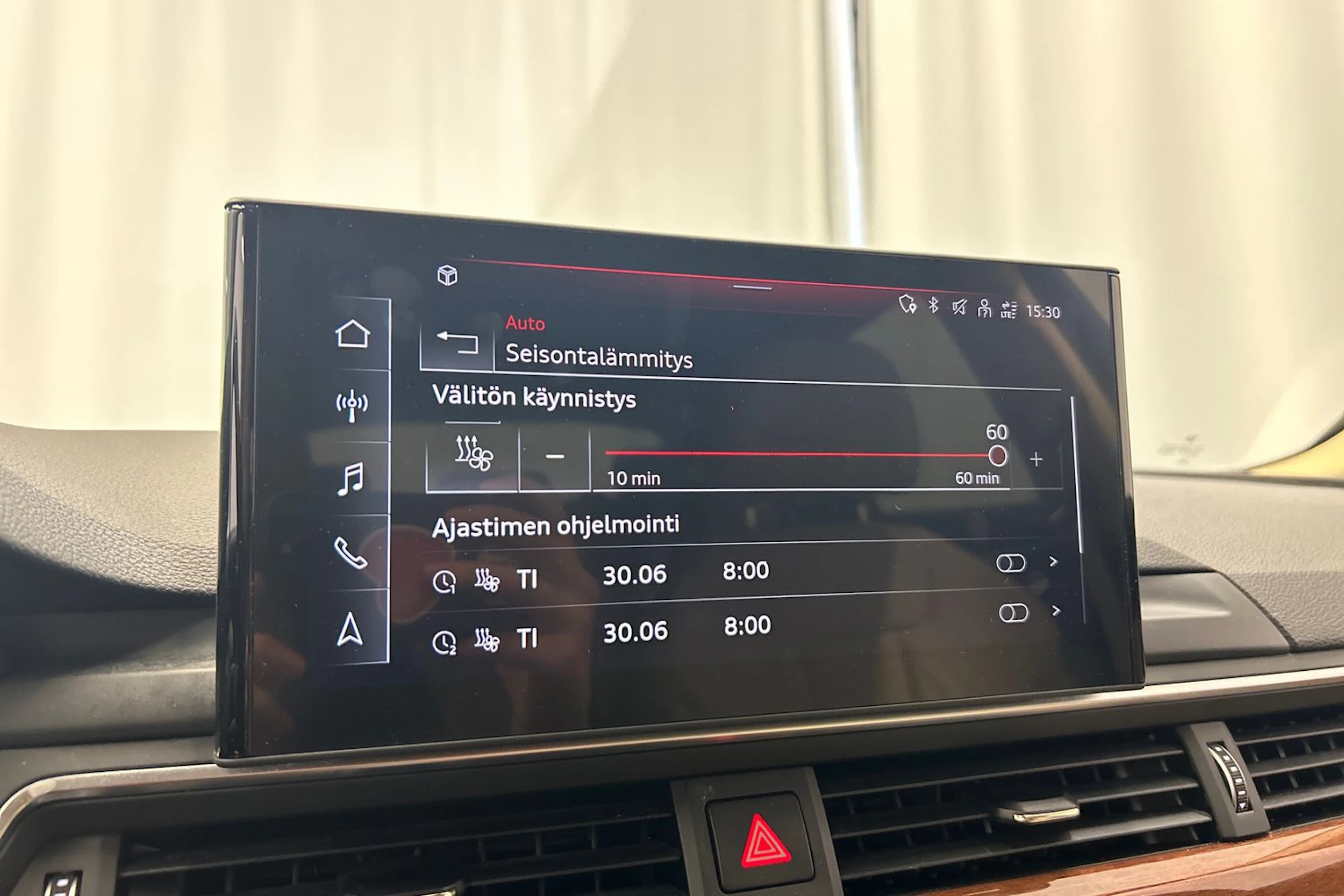 vihreä Audi A4 2021 kuva 25.