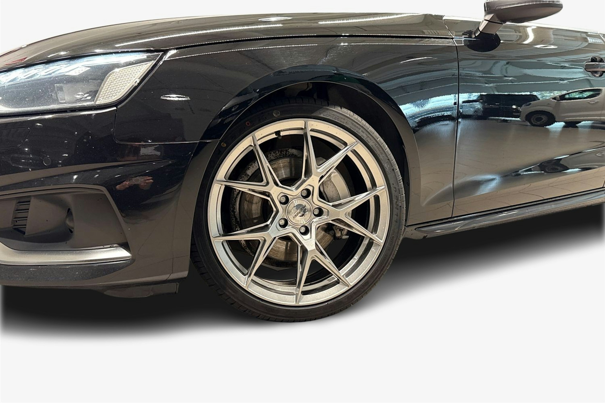 musta Audi A4 2021 kuva 11.